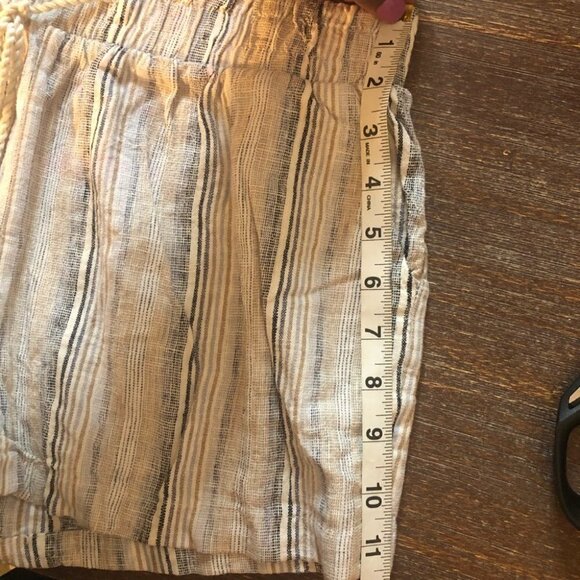 Harmony + HAVOC Casual Shorts - Picture 4 of 9